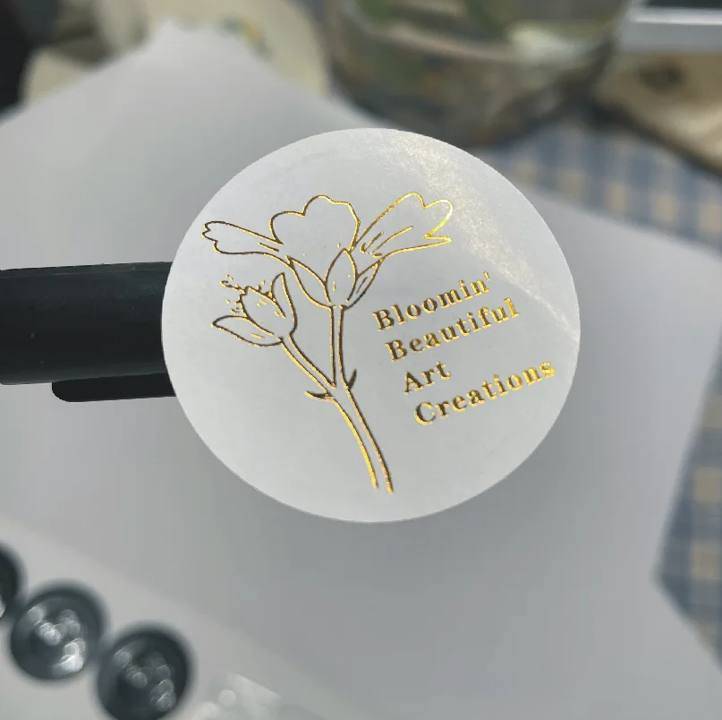 100 ярких круглых наклеек подходящих для небольших собраний компаний