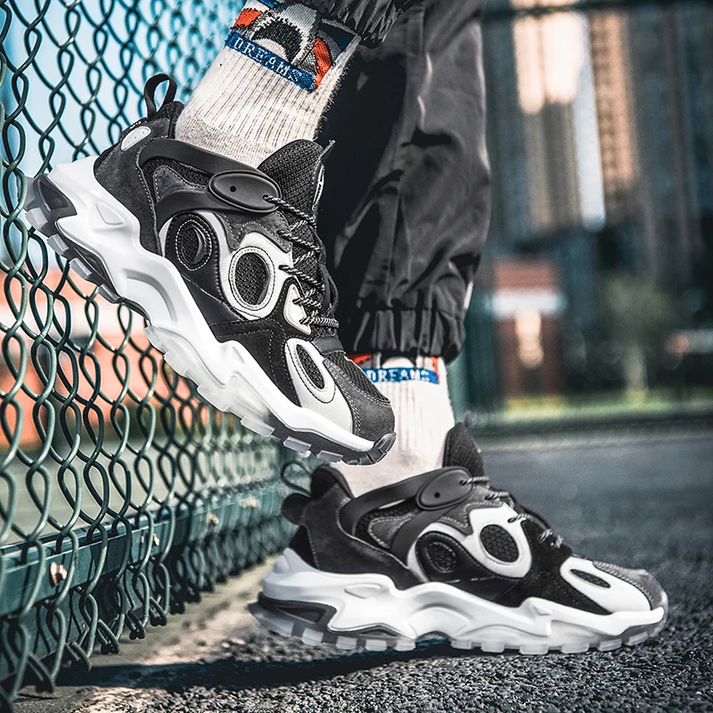 

2020 New Summer Trend Style Men's Casual Shoes Fashion Breathable Mesh Light Personality Sneakers Flying Weaving Tenis Masculino