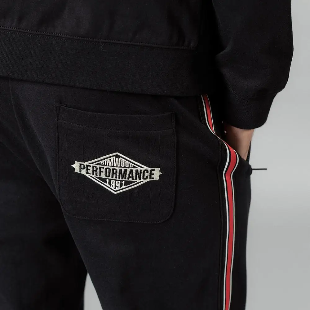 Мужские спортивные брюки SIMWOOD весенне весенние с контрастной боковой полоской и