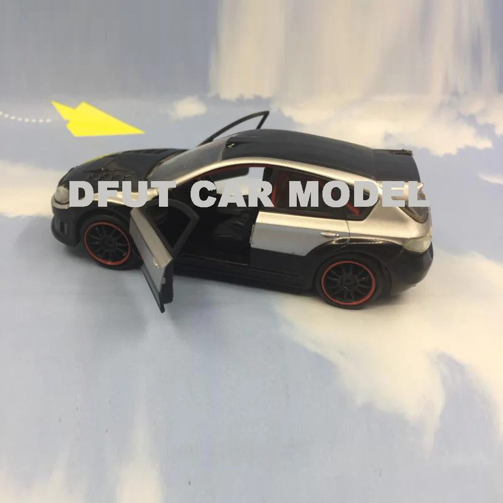 Литье под давлением 1:32 Сплав Игрушка модель гоночной машины WRX STI детских