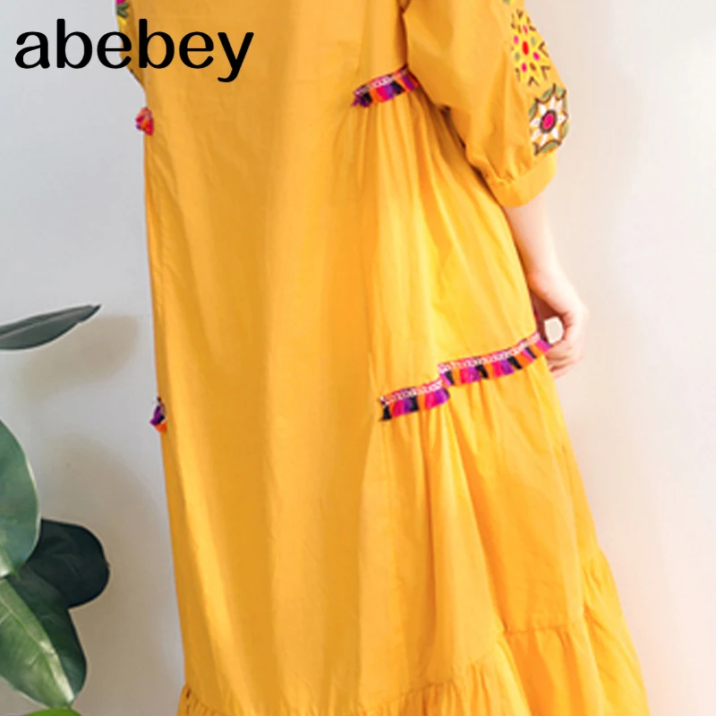 

2021 summer new women's bohemian travel vacation beach seaside long dress retro ethnic style embroidered loose plus size dress