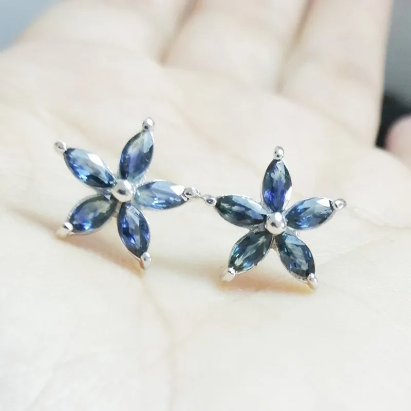 Серьги-гвоздики из натурального сапфира в цветочном стиле 0.2ct * 10 шт драгоценный