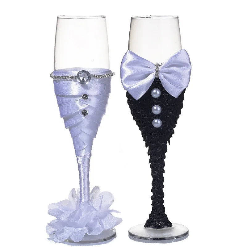 

1 pair/lot white and black bride groom wedding Champagne Toasting Glasses Set Bow wedding wine cup