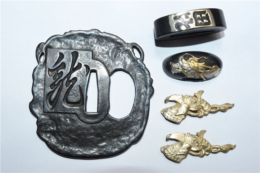 Набор высококачественных медных покрытий золотом и искусственными камнями