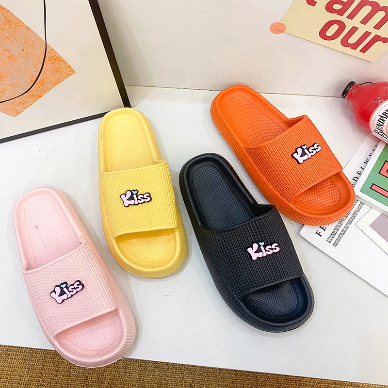 

Slippers Casual Shoes Low Platform Slipers Women Slides Luxury Soft Flat 2021 Rubber Fabric Fashion PU Rome Basic Female Shoes R