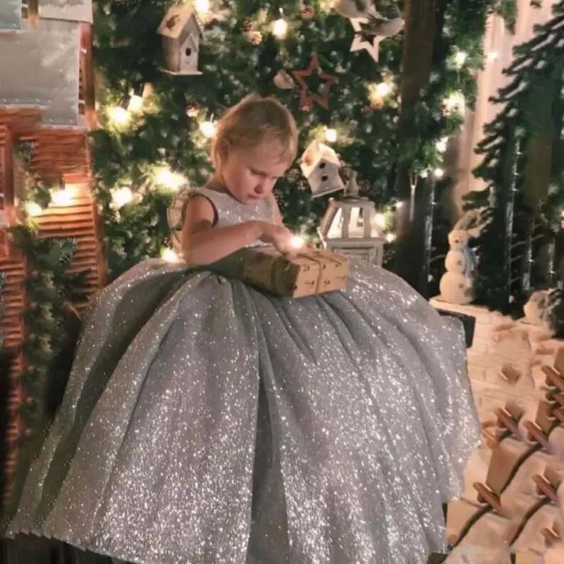 

Luxury High Quality Customized Flower Girls Dresses Sliver Sequined Backless Girls Pageant Dress Ball Gown Any Size Cheap