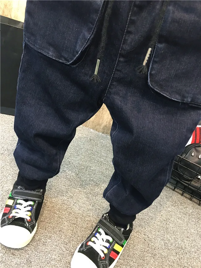 Детские джинсы весенние детские брюки повседневные с большими карманами |