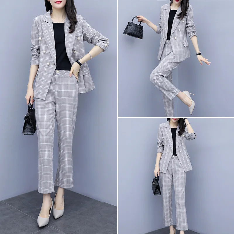 Женский костюм в клетку повседневный двубортный розовый из двух предметов для