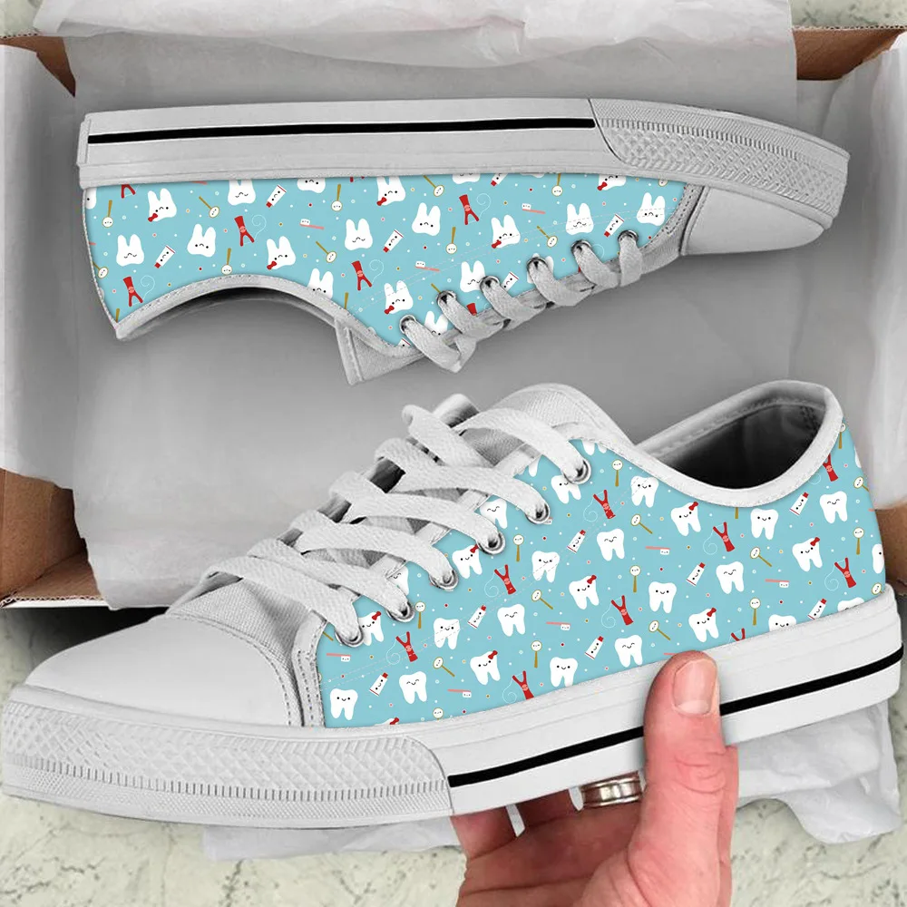 

2021 Blue Low Cut Canvas Shoes Cute Cartoon Print White Bottom Canvas Casual Shoes