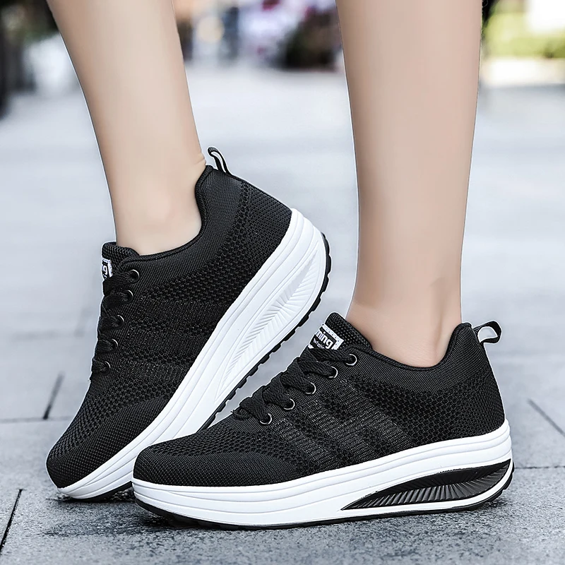 

2020 Hot Sale Walking Shoes Female Lace Up Women Sneakers Thick Bottom Athletic Shoes Ladies Breath Trainers Women Running