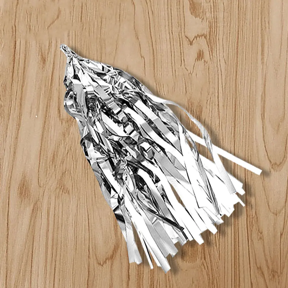 Серебряная роза искусственная занавеска бумажная кисточка конфетти фотография