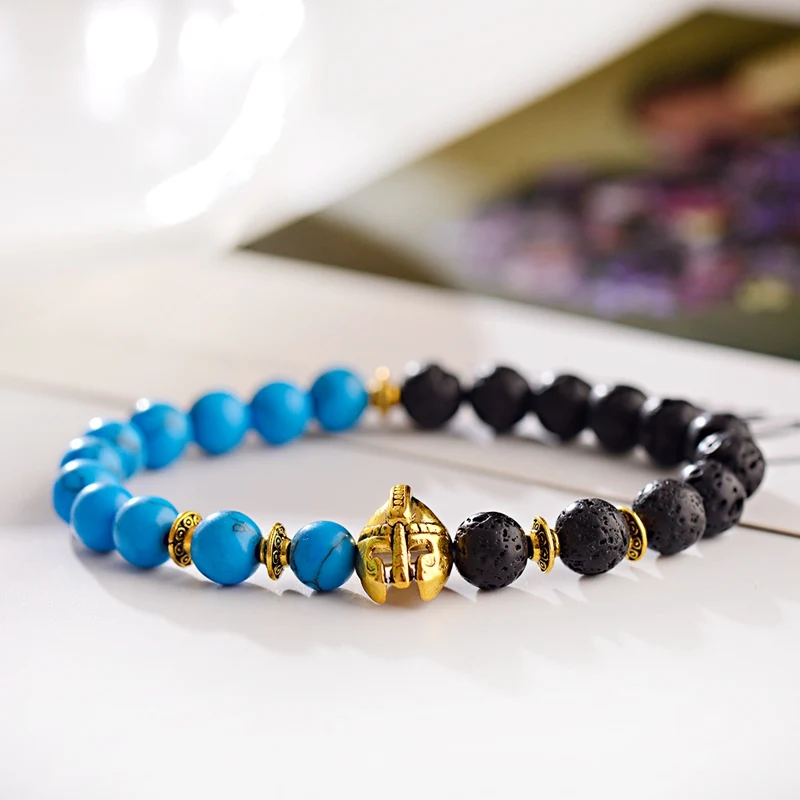 Мужской браслет из натуральной лавы черный и белый эластичного материала с