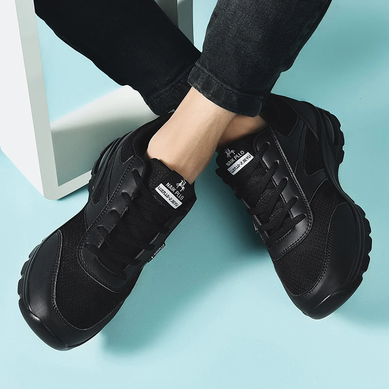 

New Studless Golf Shoes Waterproof Golf Sneakers Professional Sports Golf Shoes Winter Warm Sports Shoes Coach Golf Shoes