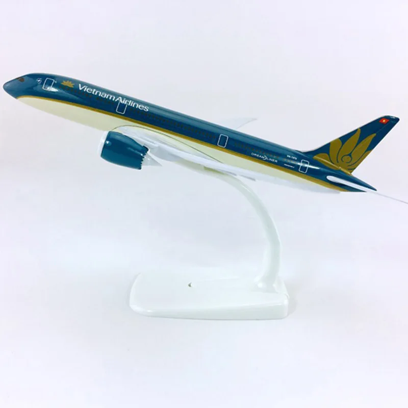 1:300 весы B787 787 литьем под давлением сплава авиационного модель 18 см Вьетнам