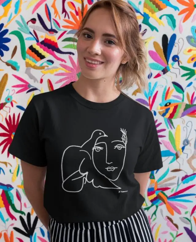 

Футболка женская хлопковая с абстрактным принтом лица