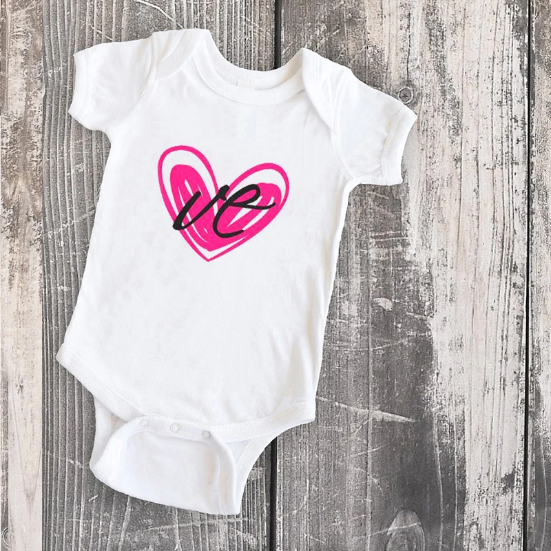 

Mommy and Me Outfit Love Fashion Sets Family Look Mama Matching Clothing Mother Daughter Matching Outfits Mom Baby Print