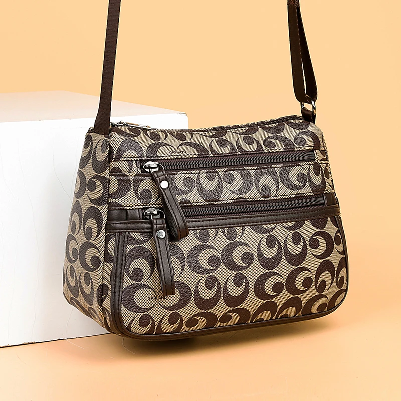 

Designer Bag Women's Bag Wick Velvet One-shoulder Stiletto Bag Creative Large-capacity Portable Bucket Bag