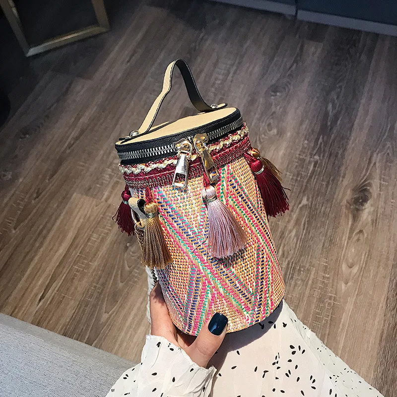 

Small Bucket Women Casual Handbag Personality Casual Bohemia National Style Tassels Shoulder Crossbody Bag Girl Cellphone Purses