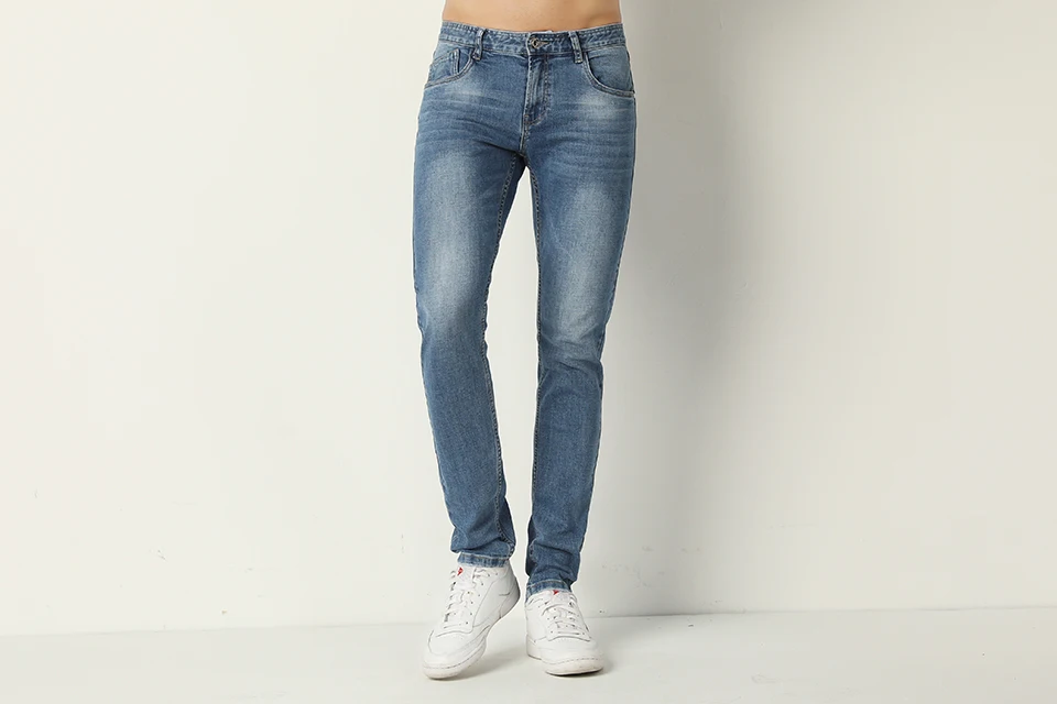 

2020 г Новинка ! Мужские джинсовые брюки .Стиль .вобтяжка классика .Материал .эластическая хлопковая ткань Арт .SP2003