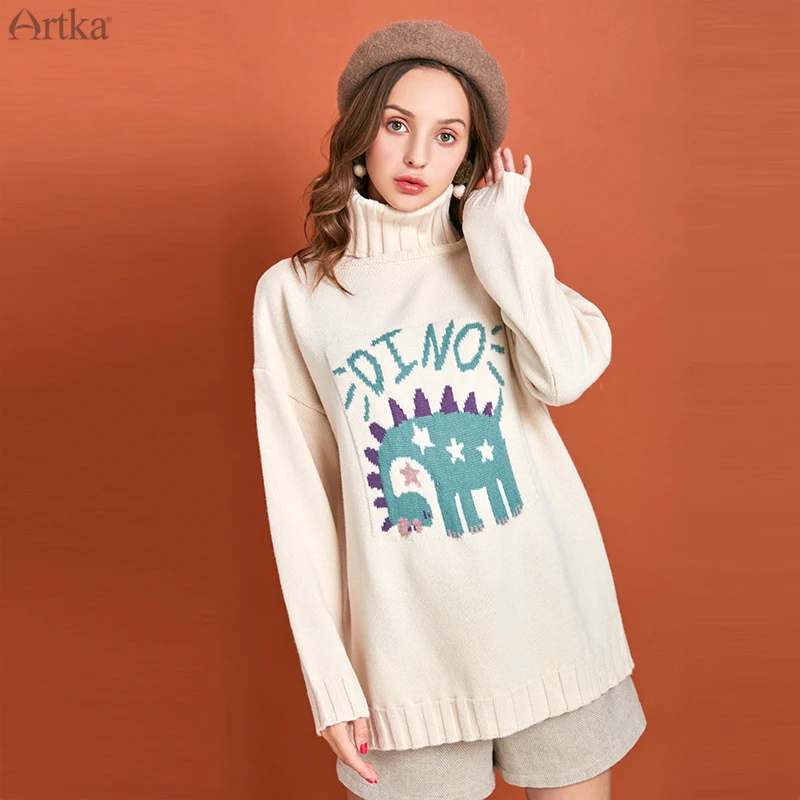 ARTKA 2019 Зимний новый женский свитер с мультяшной вышивкой 3 цвета высоким воротом