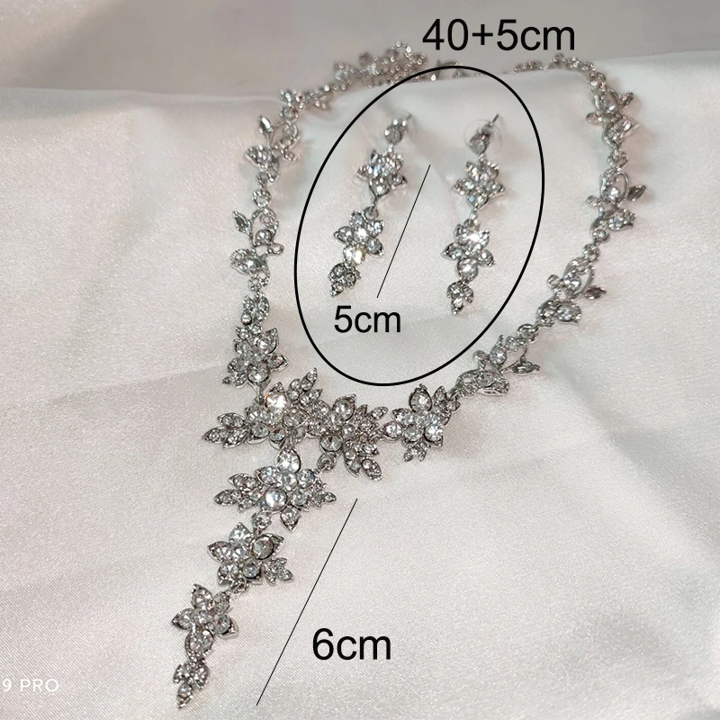 Набор ювелирных изделий для невесты золотистого и серебристого цвета - купить по