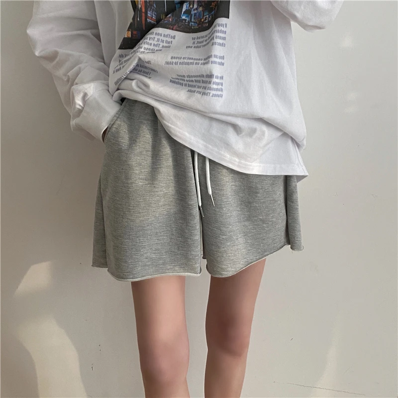 

Alien Kitty 2021 Fashion Femme Loose Oversize Retro Cotton Sports High Waist Solid Plus Size Women Streetwear Sexy Wide Shorts