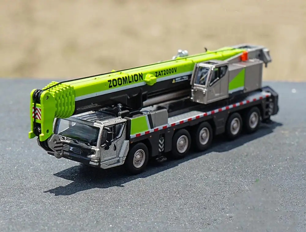 Коллекция 1/120 года масштабируемый передвижной кран Zoomlion ZAT2000V753 вездеход литые