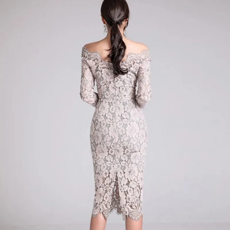 Женское кружевное ажурное платье с вышивкой привлекательное облегающее