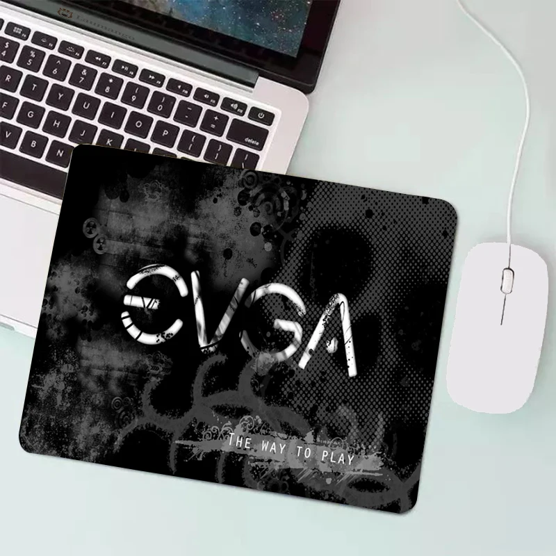 

Small Mouse Gamer Desk Mouse Pad EVGA PC Gamer Cabinet Gamers Accessories Gaming Laptop Varmilo Mausepad Rug Mice Computer