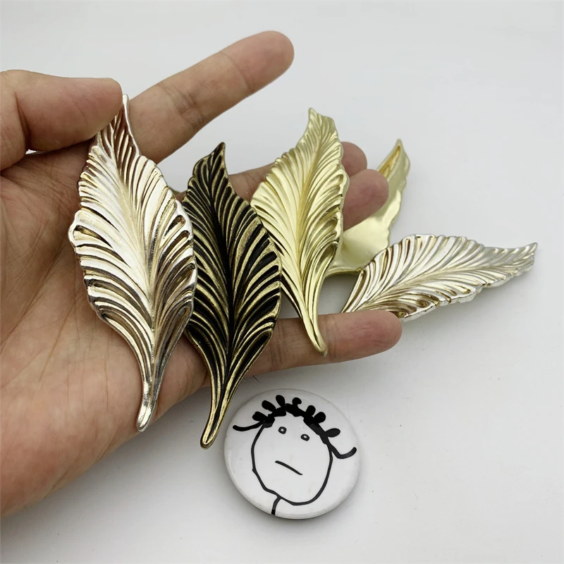 LCH в скандинавском стиле Серебряные античные латунные отверстия форме листа шаг