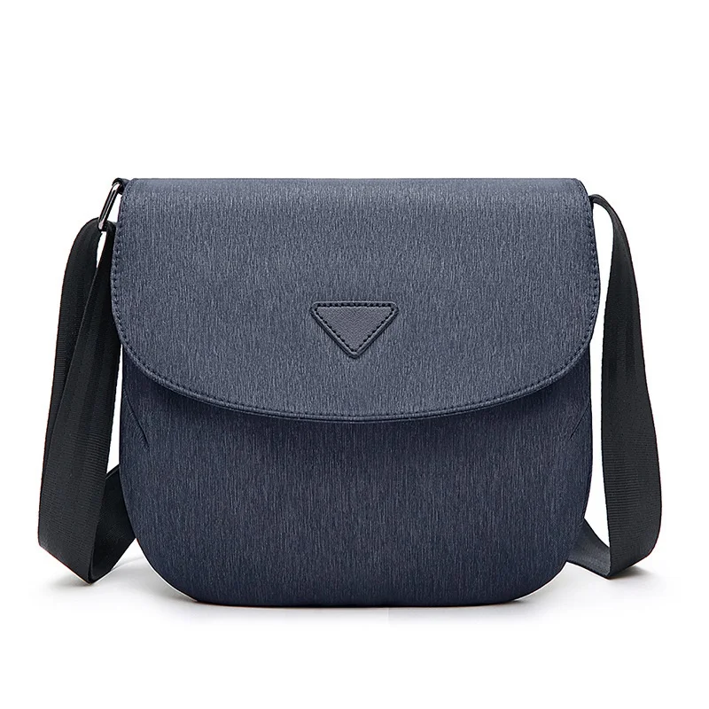 

New fashion Korean style Messenger Bag Fashion single shoulder bag waterproof large capacity messenger bag