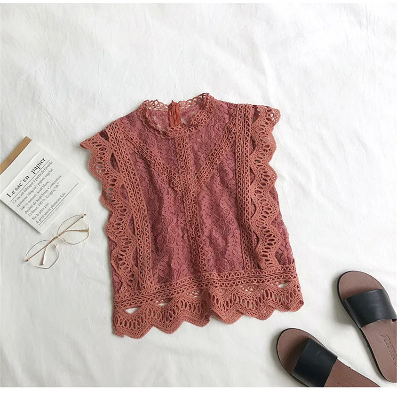 Женская кружевная майка с вырезами розовая повседневная без рукавов короткий
