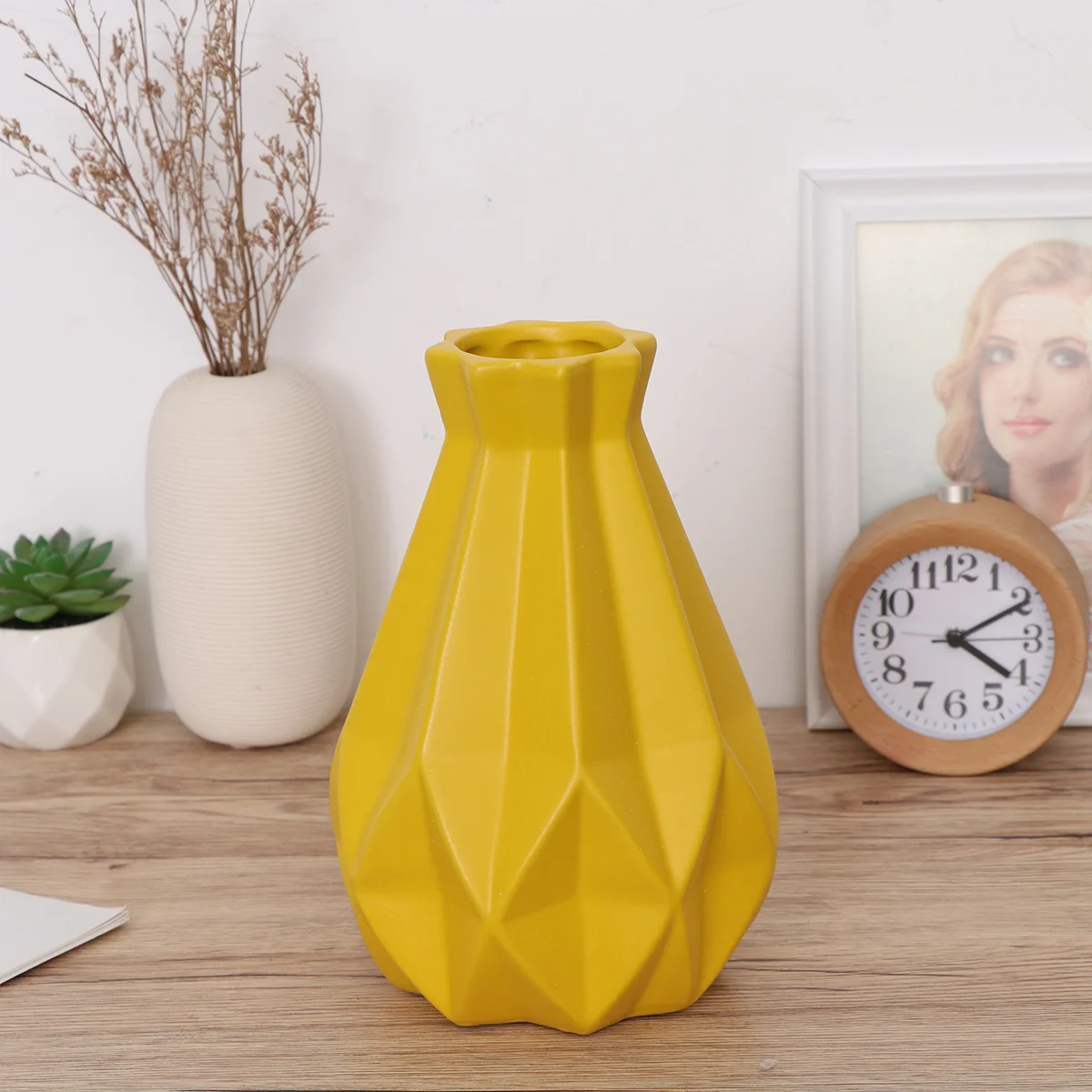 

14x14x20cm Modern Minimalist Ceramic Vase Nordic Creative Floral Vase Flower Geometry Home Decoration Ornaments (Yellow)