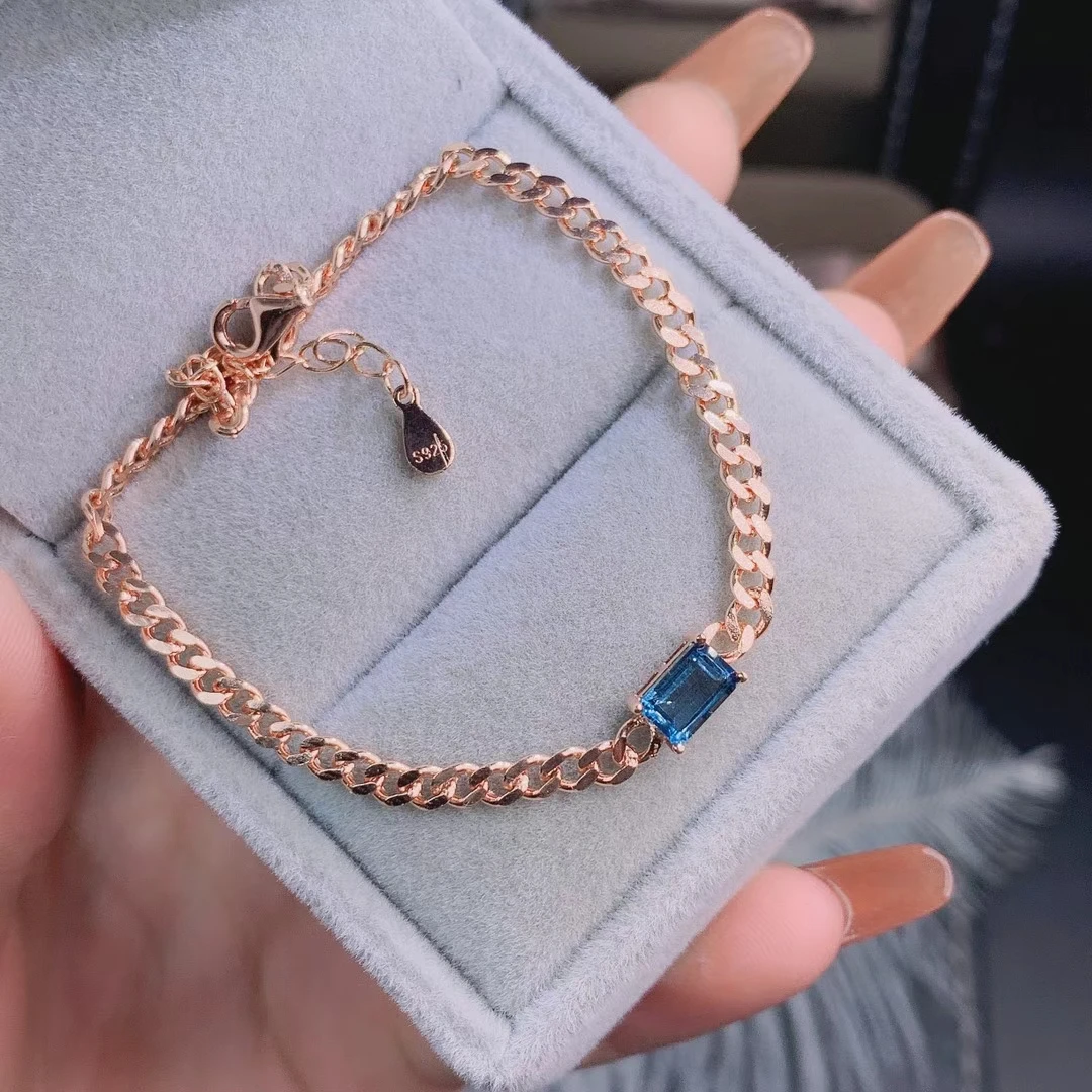 

Браслет-цепочка женский из серебра 925 пробы с голубым топазом