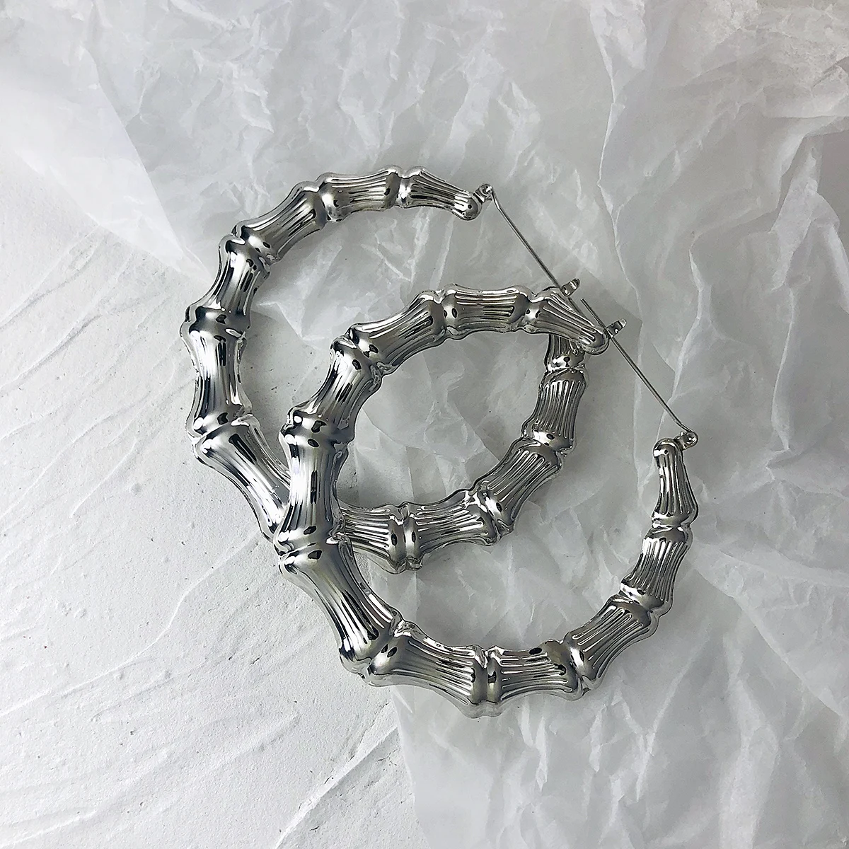 

AENSOA 2020 New Punk Gold Color Round Hoop Bamboo Earrings for Women Exaggerated Metal Big Ring Circle Earrings Popular Jewelry