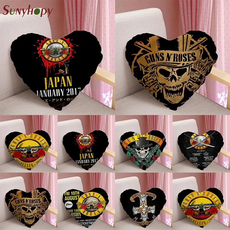 

Матовая декоративная наволочка Guns N Roses в форме сердца для украшения дома