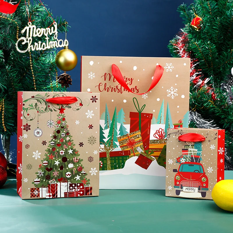 

Large Christmas Kraft Paper Bags Merry Christmas Tree Printed 2022 New Year Present Candy Clothes Packaging Kraft Gift Paper Bag