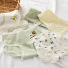 Симпатичные женские трусики с принтом ананасов светильник-зеленые маленькие свежие цвета серия кружевных краев натуральные длинные штанины хлопковые студенческие трусы