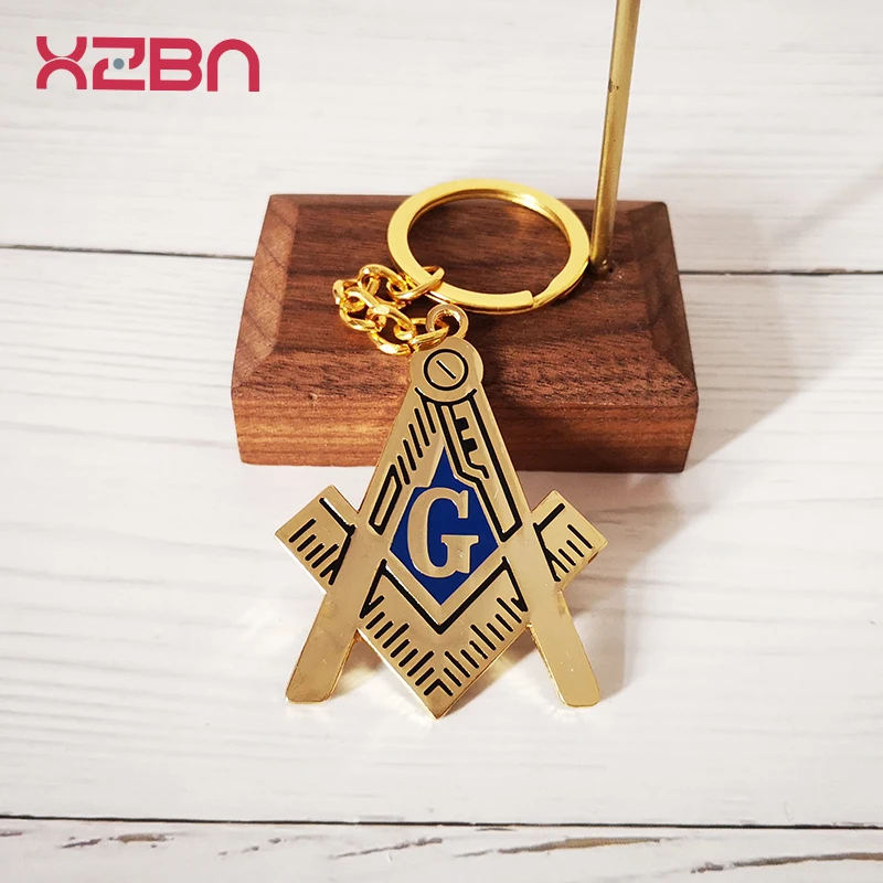 Брелок с подвеской в виде головы