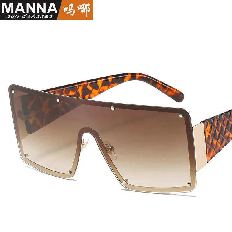

Fashion Modern Big Frame Sunglasses Female One-piece Wide-rim Sunglasses Street Shooting Catwalk Glasses
