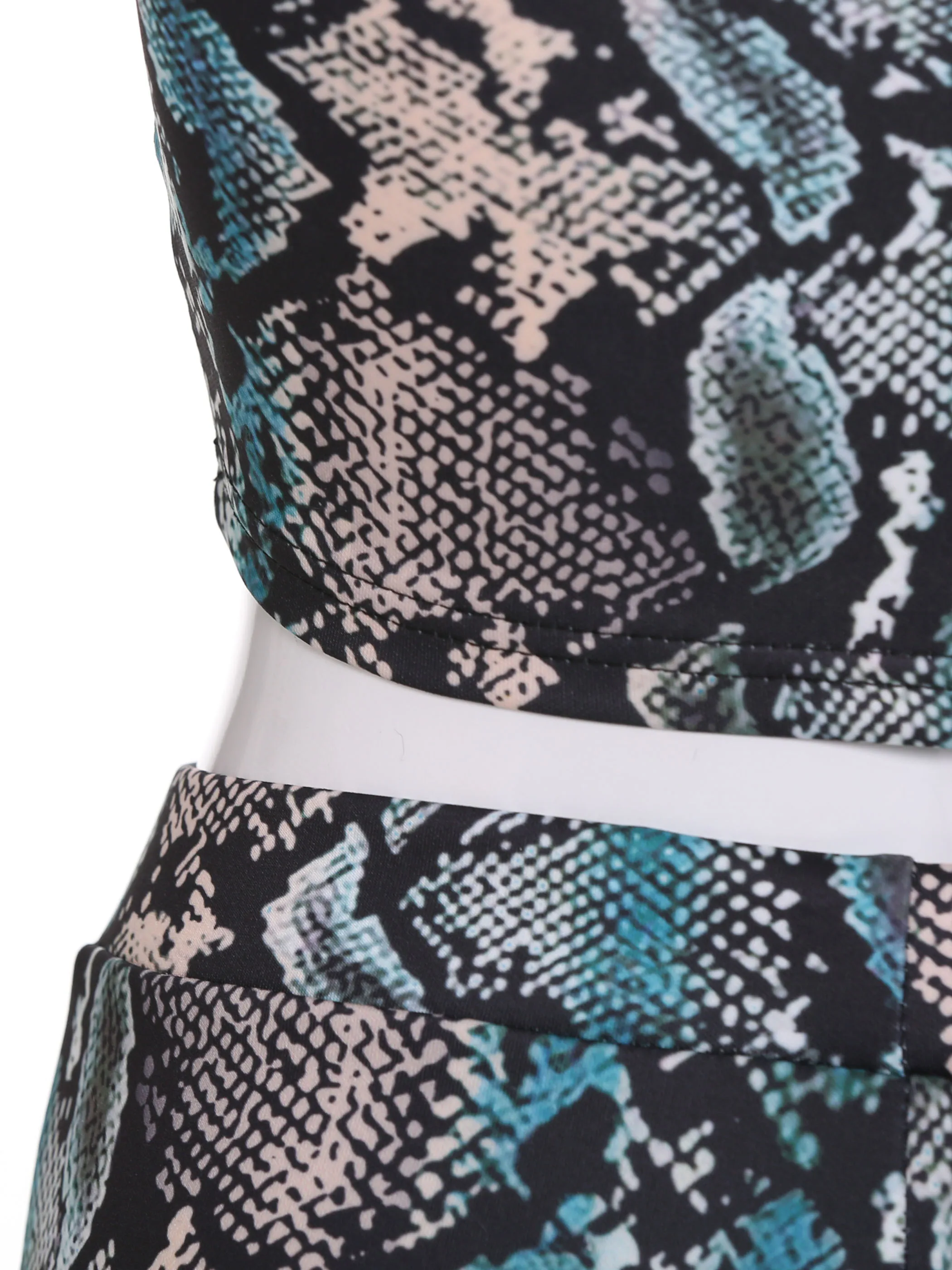 Модный повседневный комплект из двух предметов привлекательный женский Яркий