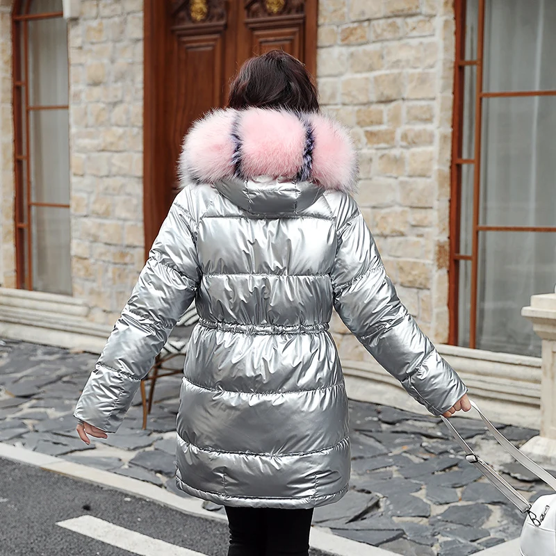 Модные женские блестящие Серебристые пуховики средней длины пальто с большим