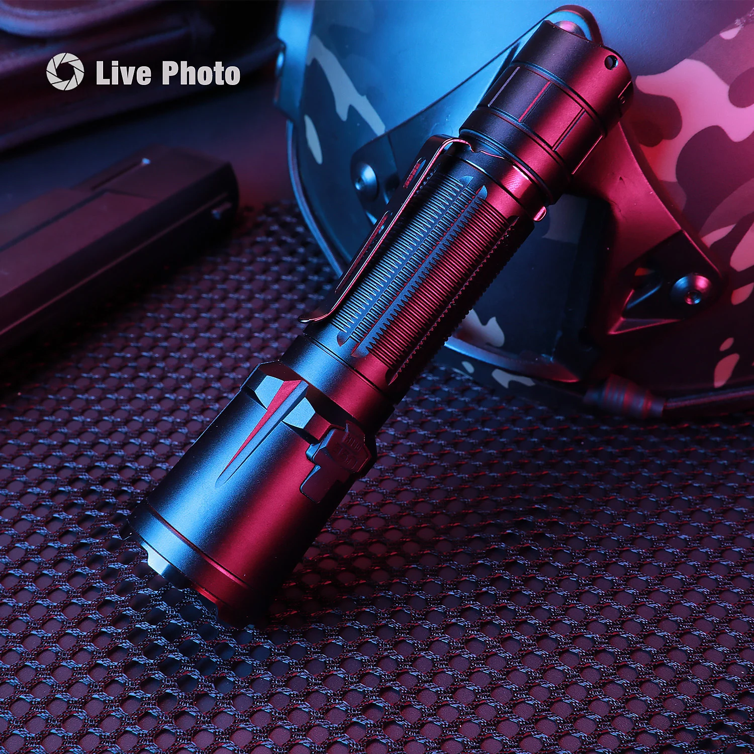 Тактический фонарик KLARUS XT11GT Pro перезаряжаемый CREE XHP35 с аккумулятором 18650 для