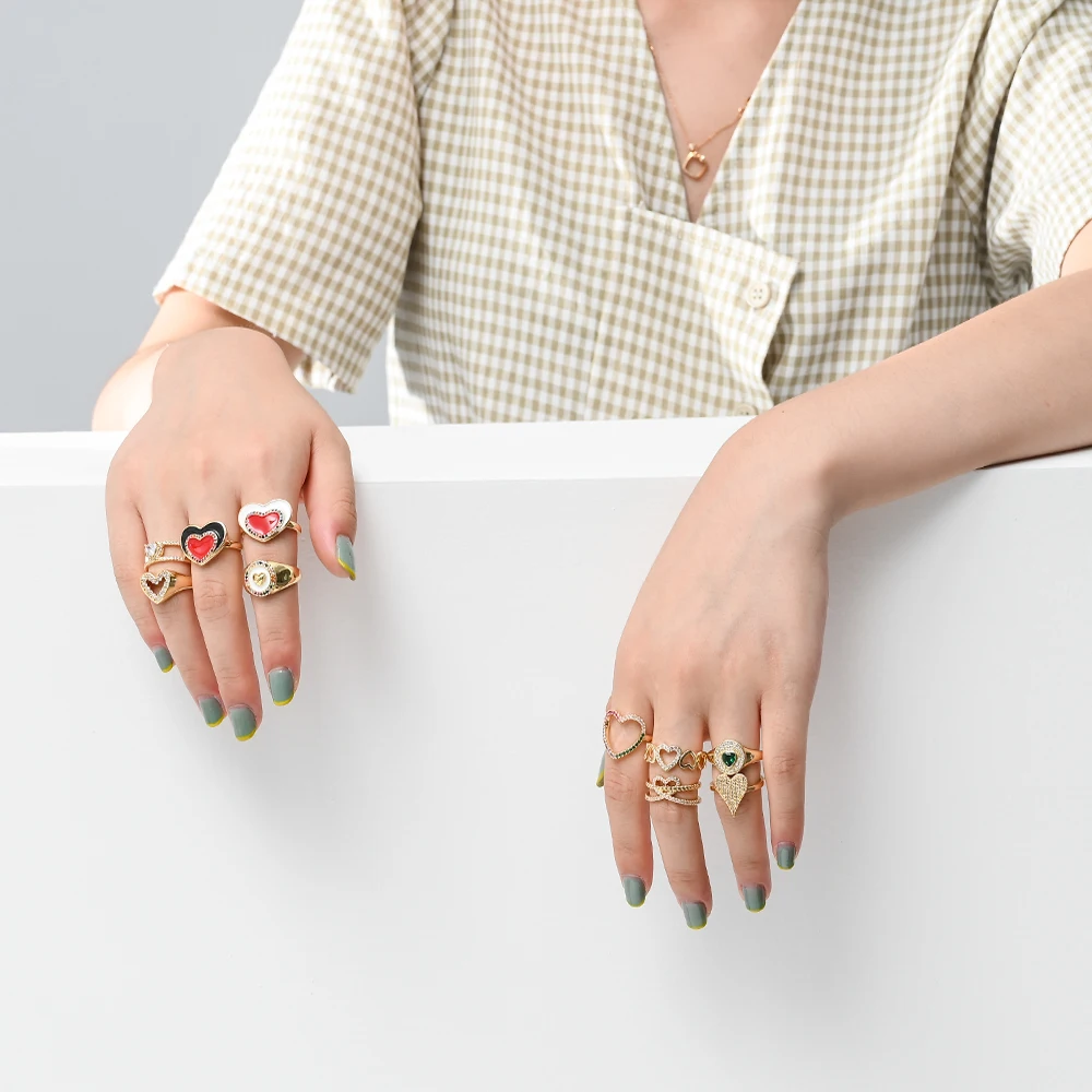 Женское кольцо с цирконом Открытое из меди в вечерние сердца | Украшения и