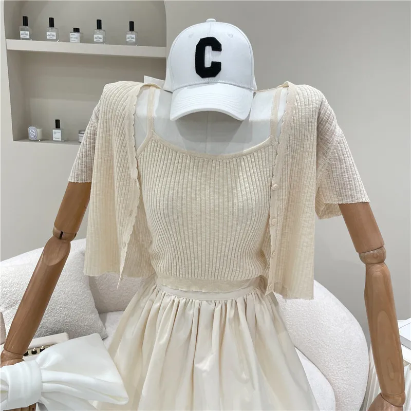 

Niche Design New Women's Clothing Summer 2021 Fashion Suspender Cardigan Ice Silk Knitting Thin Loose Short Sunscreen Top Suit