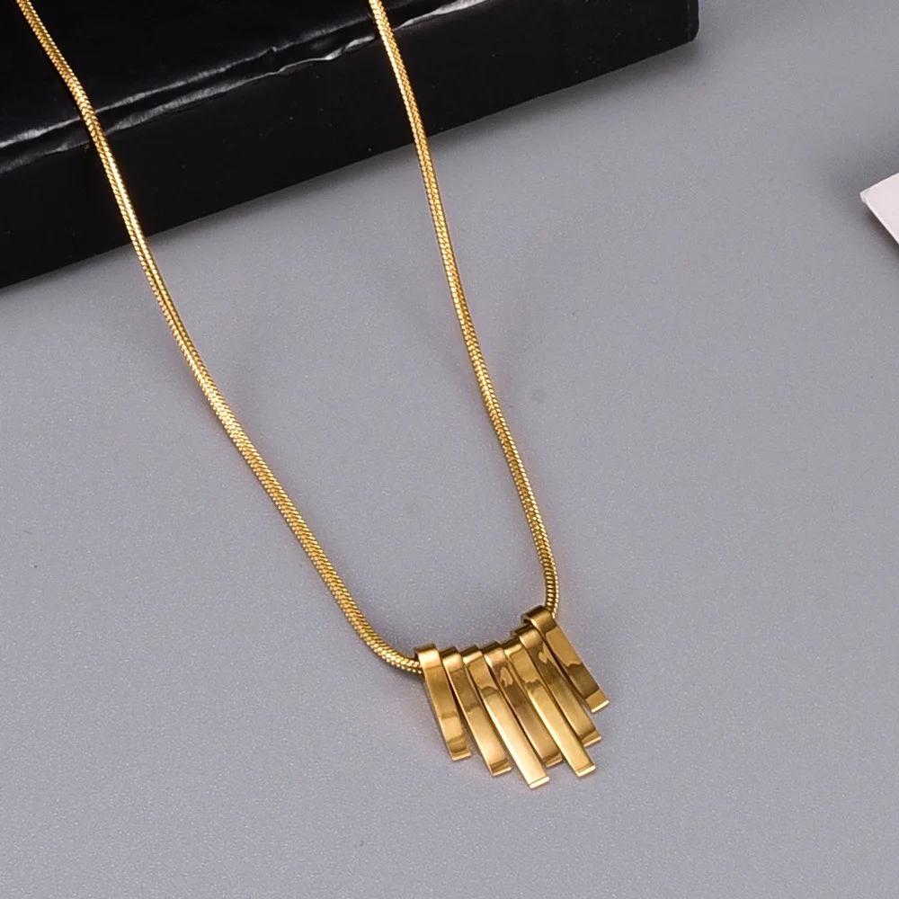 

Elegant 18K Yellow Gold Necklace for Women Small Square Clavicle Chain Necklaces Wedding Birthday Party Ins Gold Jewelry Gifts