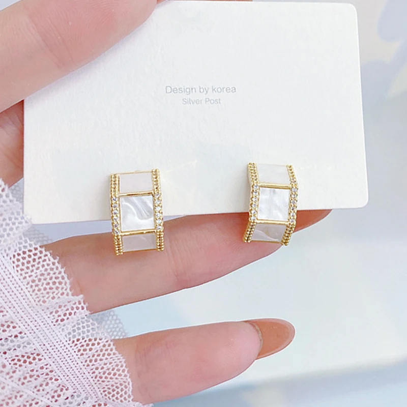 

Hot Sale Big Geometric Earring for Women Charm Stud Earrings Wedding Bijoux Pendant Jewelry Birthday Anniversary Gift