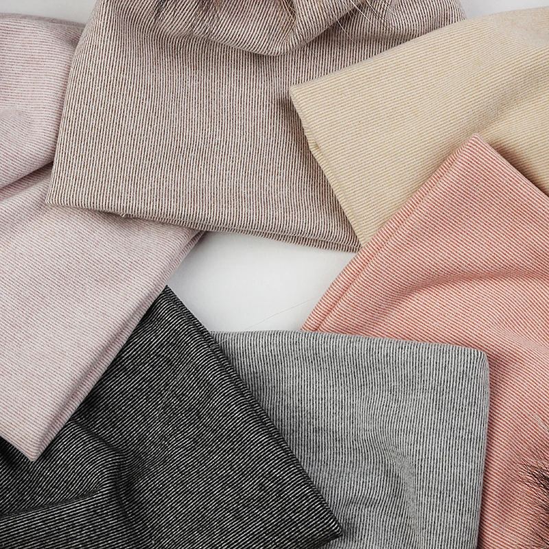 

Charm Baby Girls Boys Beanies Infant Newborn Winter Warm Beanie Hats Skull Caps Unisex With 15cm Real Fur Pompom Triple Color