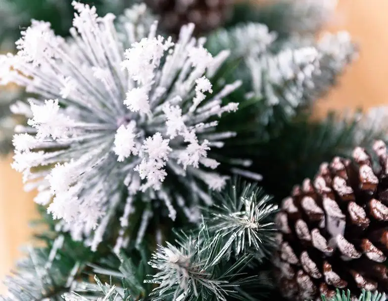 

Ant Christmas Tree Cherry Blossom Flocked Christmas Mini Decor House Wooden Crystal Snow Shape Ornaments For Sale Gold Led Tree