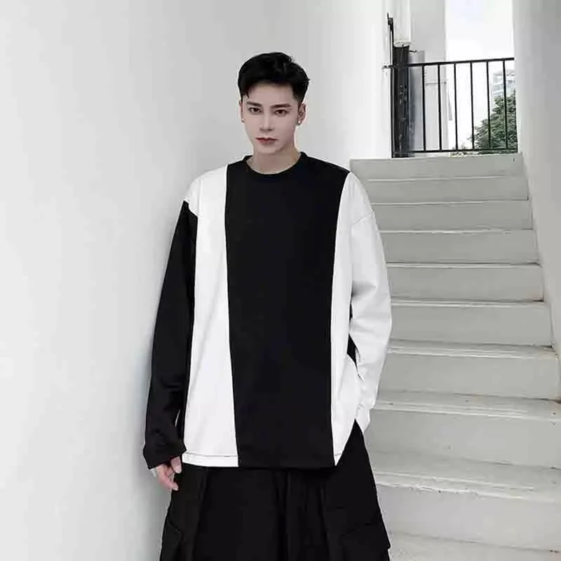 

Autumn 2020 original design sense long sleeve t-shirt men's fashion label ins loose Japanese black and white color contrast stit